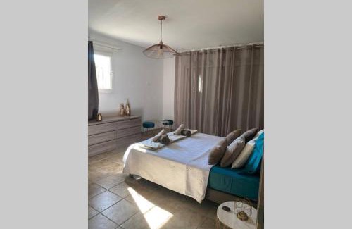 Ghisonaccia Apartment | Suite spacieuse avec accès piscine