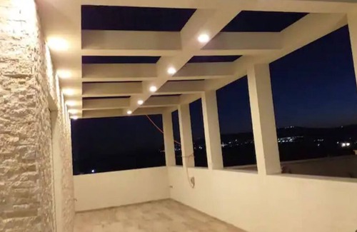 Bruchim Qela' Alon House | suite with jubilee view