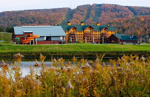Blodgett Mills Condo | Suite with Pool, Hot Tub, Gym | On-site Waterpark