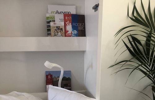 Rodez Bed & Breakfast | Suite with private pool.
