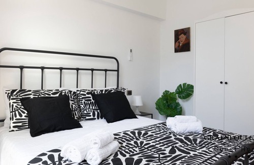 Centro Giano Apartment | [Suite1] - P. Bath, Airport, Fiera, P. Leonardo