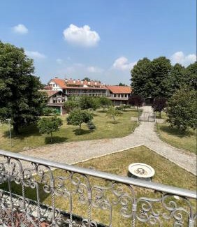 Rozzano Apartment | Suites Mansion