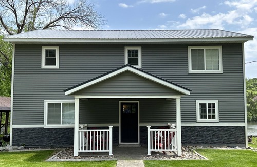 Rochester House | “Suites on Cedar” on Lake Zumbro - amazing kitchen, great patio, awesome beds!