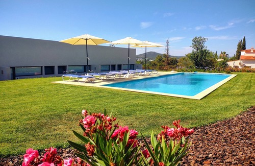 Moncarapacho e Fuseta House | Suites Sunny Hill for a wonderful, carefree vacation in the Algarve
