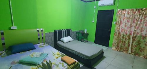 Sukau Bed & Breakfast | Sukau Village View Stay & Backpackers