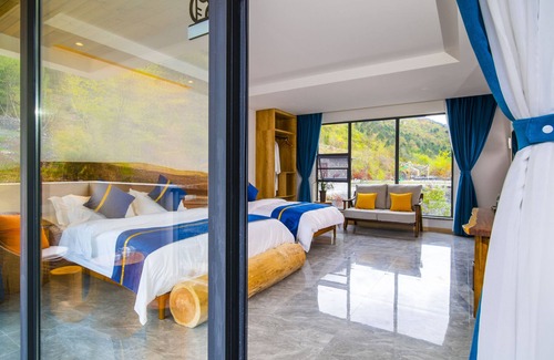 Wenchuan House | Summergarden Hotel