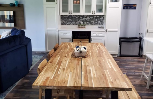Arkdale Condo | Summer and Fall Getaway@ Northern Bay Resort!