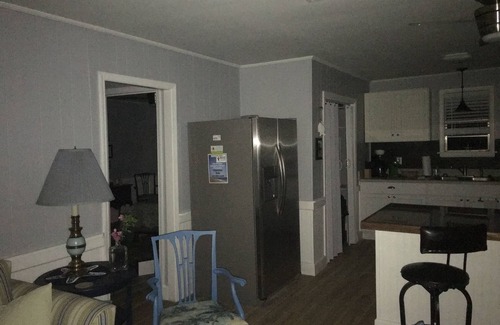 Tybee Island House | Summer Deals. Grill & Gazebo! 2 Bd 1 bath! Fenced Yard. Pet friendly! Near beach