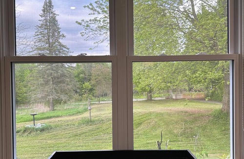 Cramahe House | Summer Farmhouse-Hunting, Stargazing, BBQ-Sleeps 8