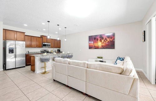Loughman Villa | ✨ Summer Getaway! 25% OFF Private Pool Kid-Friendly 20 Min to Disney ✨