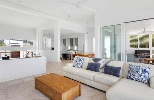 Peregian Beach House | Summer Hillside Retreat, 7 Pelican Street, Peregian Beach