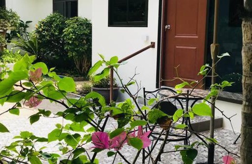 Ratsada House | Summer House,shared pool, private bathroom and kitchen