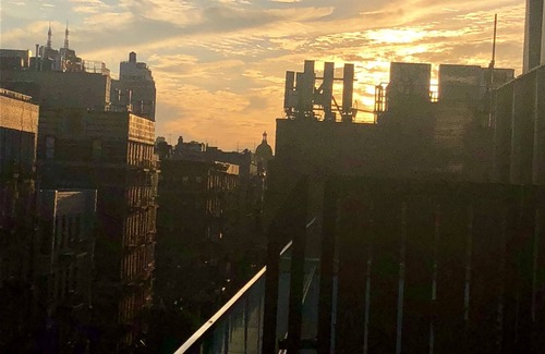 Lower East Side Apartment | Summer In the City Luxury Condo w/700 sq ft terrace w/BBQ in A+ location