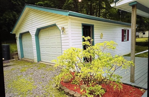 Warsaw House | Summer in Wyoming/Letchworth State Park/Silver Lake