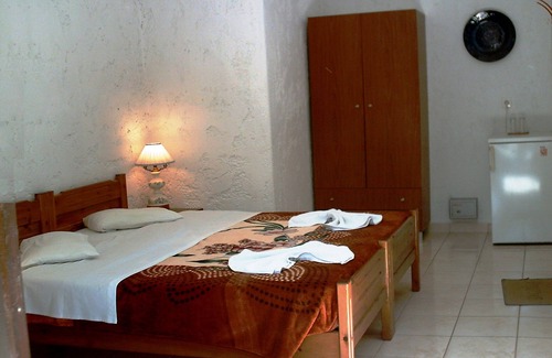 Maleme House | Summer Lodge Double Room D - long stay