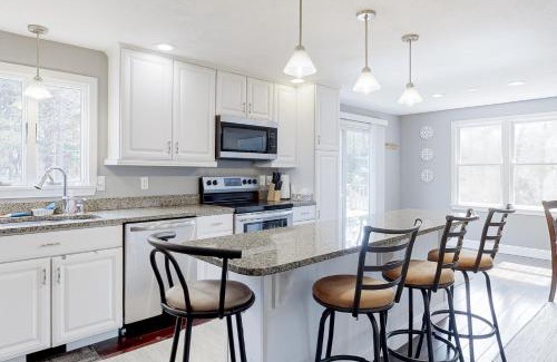 Mashpee House | Summer on the Cape