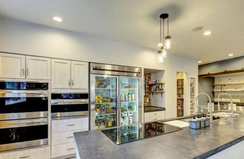 Fair Oaks House | Summer openings! Enjoy the pool and hot tub!