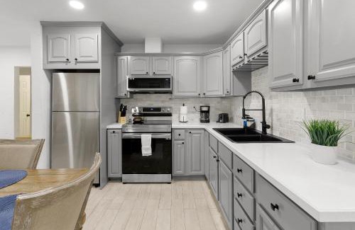 South Corals House | Summer Retreat House