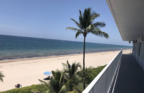 Lauderdale-by-the-Sea Apartment | Summer Special-Ocean front with AMAZING Ocean view