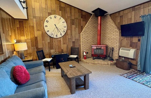 Bessemer Villa | Summer Vacation Get Away! I Alpen Villas at Powderhorn Mountain