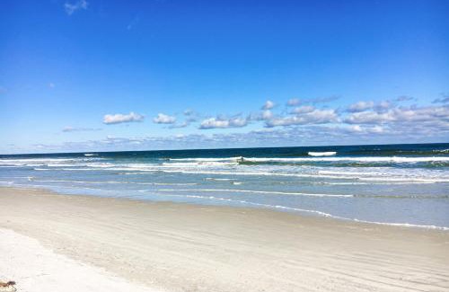 Crescent Beach Apartment | Summerhouse Condo