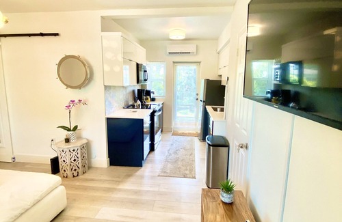 Little Haiti Apartment | Summerland Villa at the Carrington- New 2 Bedroom 1 Bath