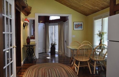 Otter Creek Cottage | Summerwood Cottage Romantic and Eclectic Getaway