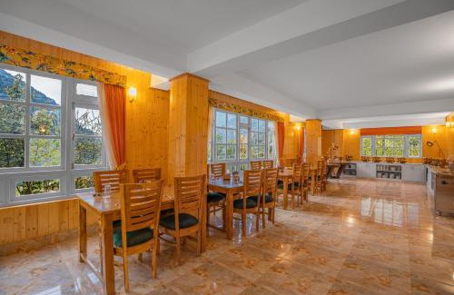 Lachen Hotel | Summit Gangchen Hotel