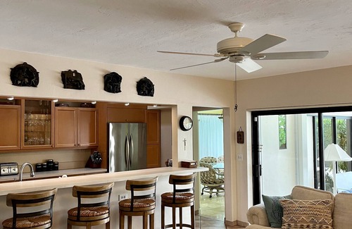 Cutler Bay House | Sun filled 'Heated Pool’ Home in Miami-Cutler Bay.