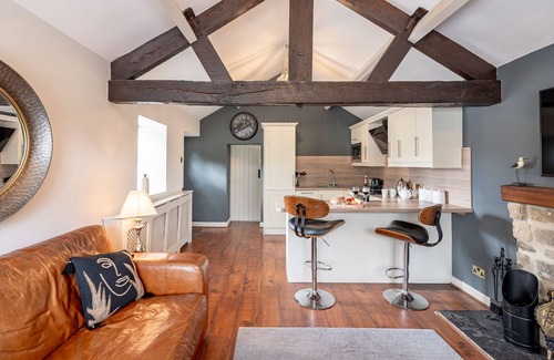 Constable Burton Cottage | Sun Hill Palins - a cottage that sleeps 2 guests in 1 bedroom