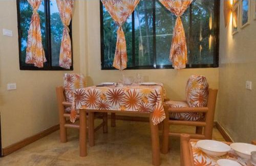 Mambajao Cabin | Sun House Rental