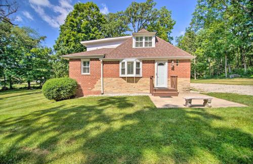 Como House | Sun-Lit Lake Geneva Sanctuary with BBQ Patio!