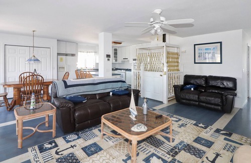 Captain's Cove House | Sun Rayes - Pet friendly; Waterfront w/Boat dock!