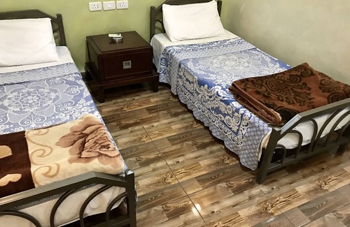Jabal Al-Hussein Hotel | Sun Rise Hotel