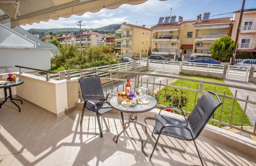 Nea Peramos Apartment | Sun & Sea Luxury Apartment