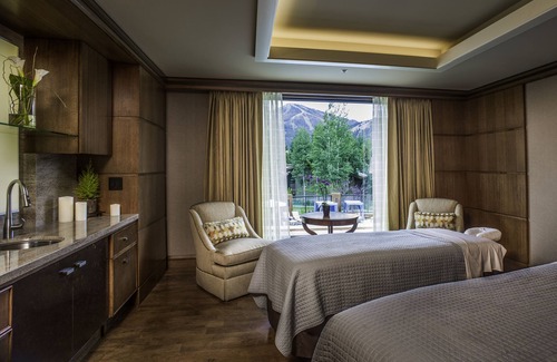 Elkhorn Hotel | Sun Valley Resort