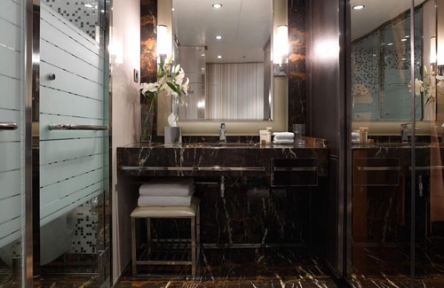 Gibraltar Hotel | Sunborn Gibraltar Yacht Hotel Resort