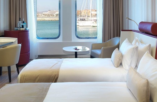 Gibraltar Hotel | Sunborn Gibraltar Yacht Hotel Resort