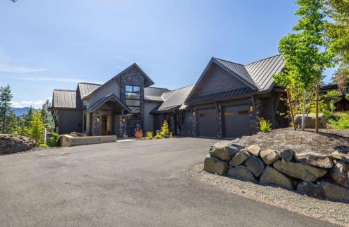 Roslyn House | Suncadia 5 Bdrm Home Wellness Retreat in Nelson Preserve