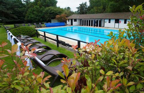 Box Hill Hotel | Sunday Box Hill Burford Bridge Hotel