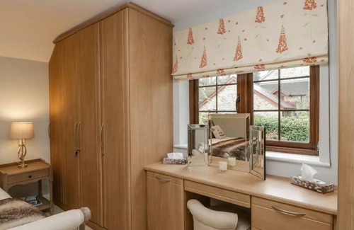 Raymonds Hill Cottage | Sundowner Cottage Near Axminster Devon