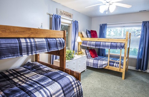 Pleasant Grove House | Sunflower Haven Retreat
