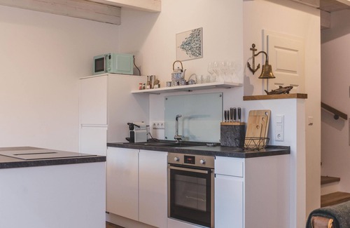 Rysum Apartment | "Sünja" a small oasis in the listed Gulfof in Rysum