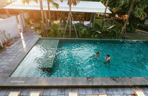 Chim Phli Hotel | SUNKISS
