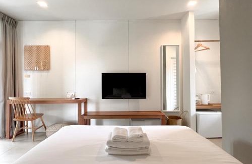 Chim Phli Hotel | SUNKISS