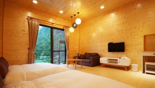 Dahu House | Sunlight Forest