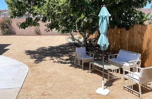 Norwalk House | Sunny 3-Bedroom Haciendann