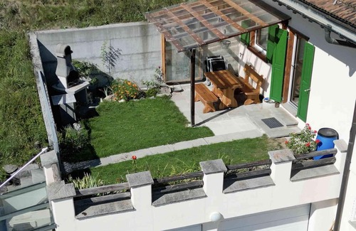 Pany House | Sunny 6.5-room-house (170 m2) for up to 11 with beautiful panoramic view