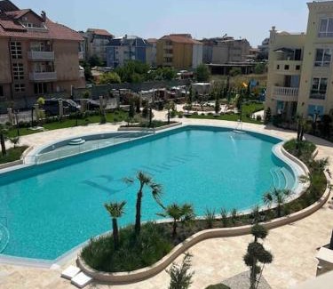 Ravda Apartment | Sunny apartment in Bellicity complex
