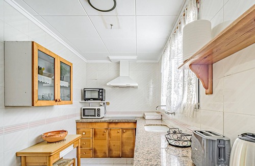 Mareny Barraquetes Apartment | Sunny apartment just a few steps from the beach.